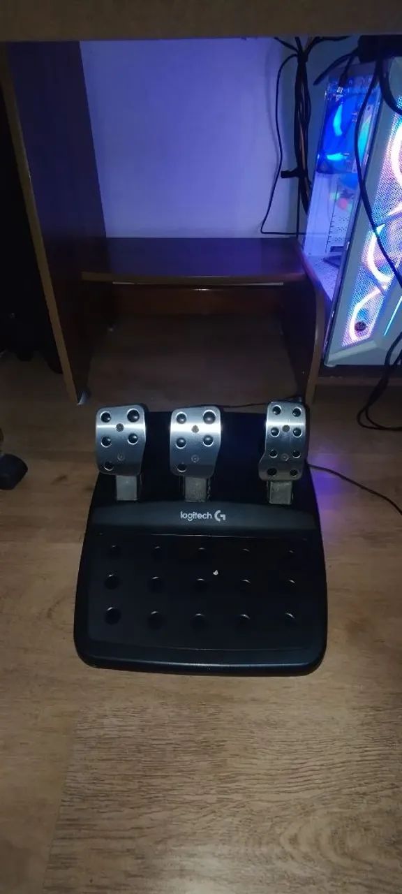 Volante Logitech G29 Completo + Câmbio e Pedais - Foto 5