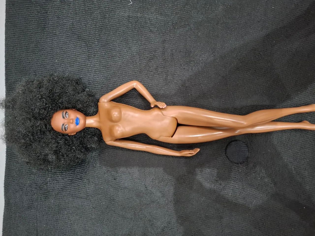 Boneca barbie collector negra - Foto 3