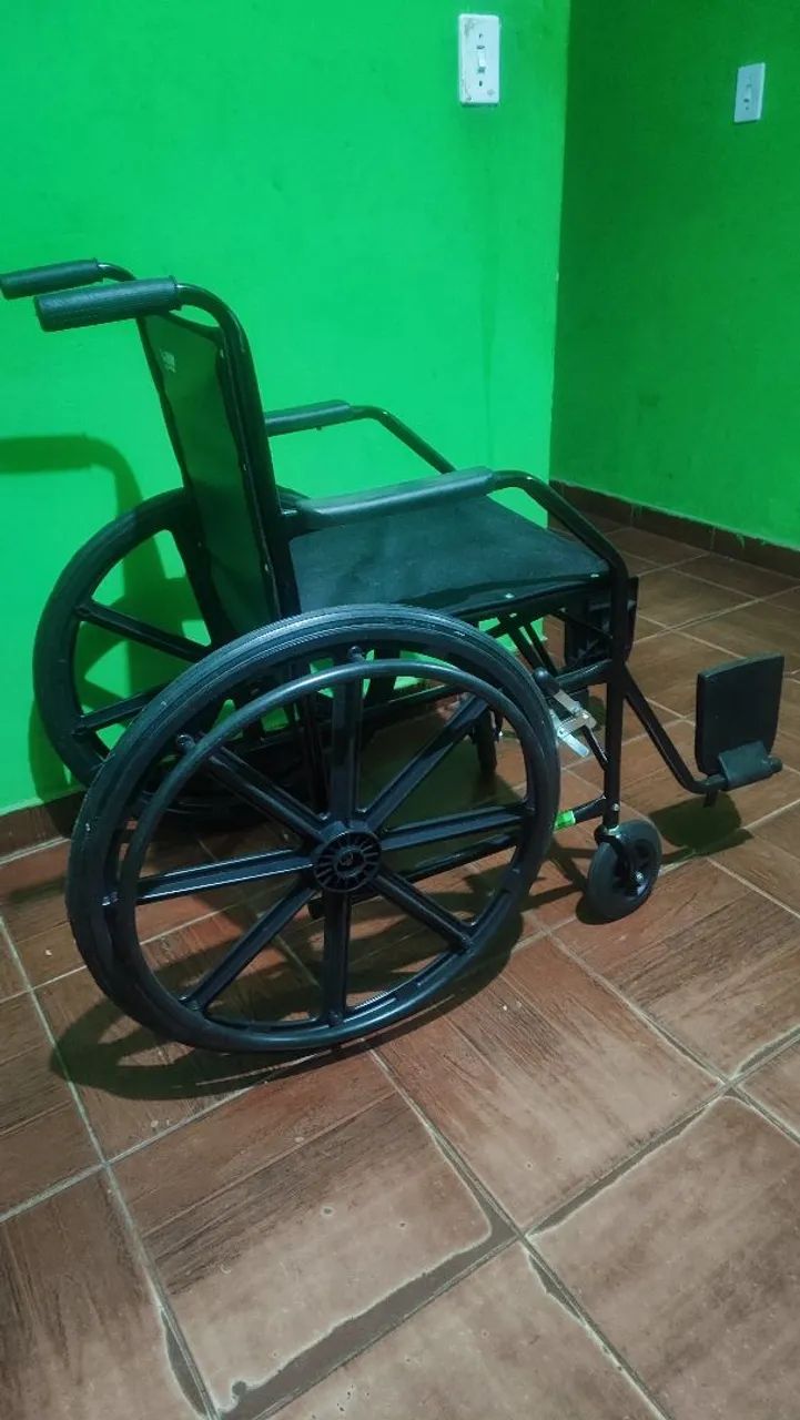 Cadeira de rodas - Foto 3