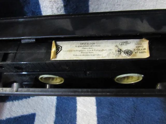 Fita  VHS Star Wars 1 e  Space Jam - Foto 5