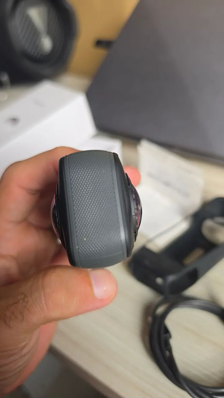 Câmera INSTA 360 X5 - Foto 4