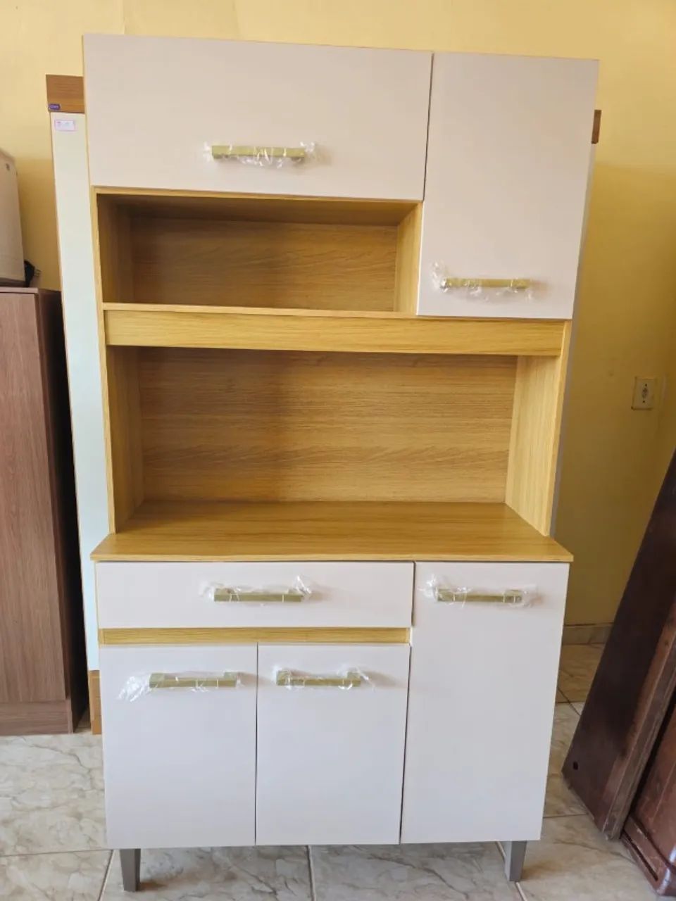 ARMÁRIO PARA COZINHA NOVO