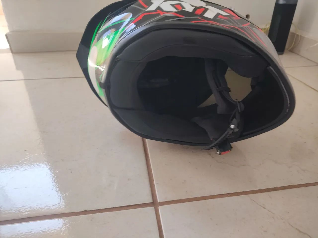 Capacete kyt mazlab número 58 vizeira Iridium  - Foto 5