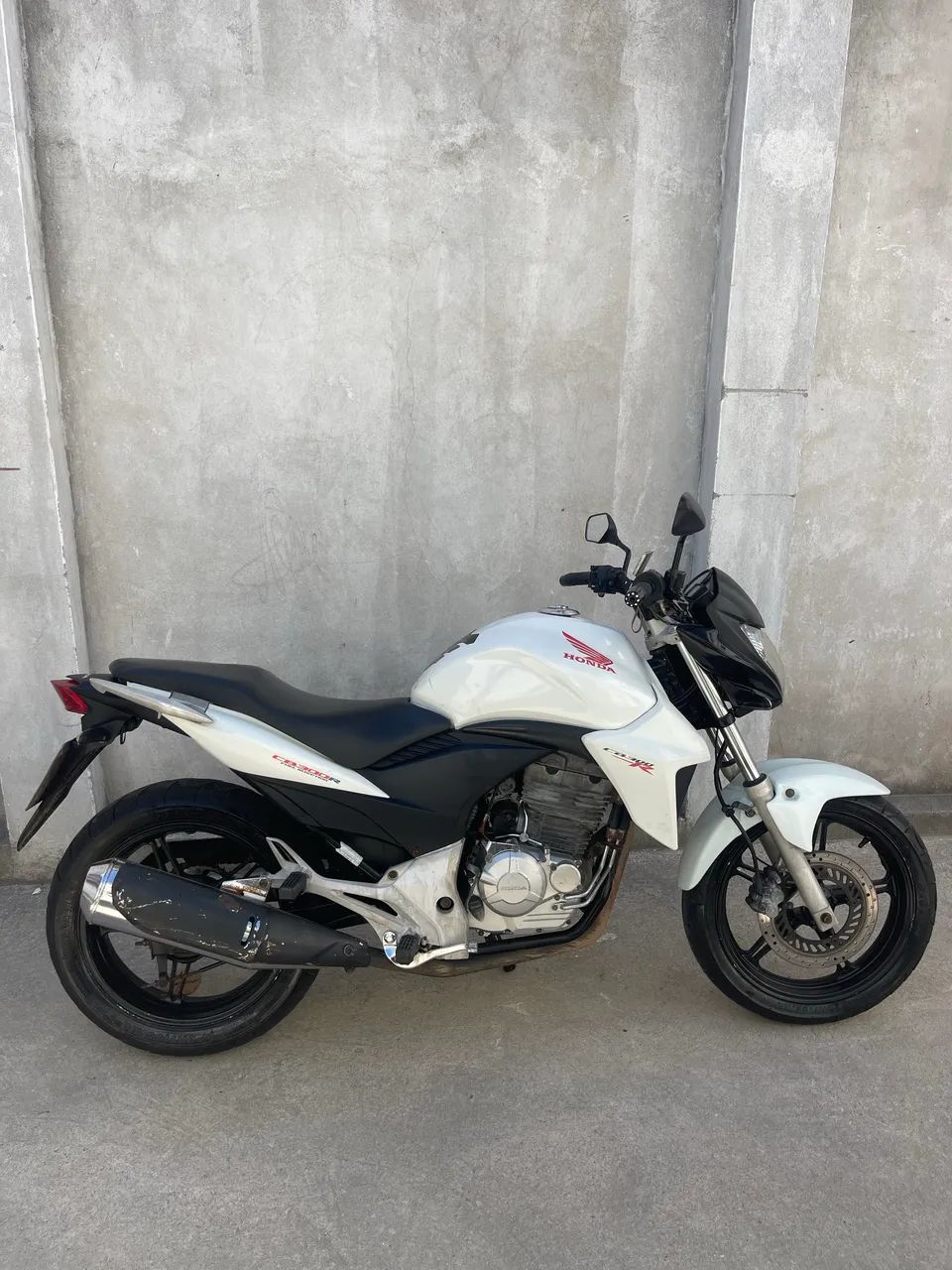 CB 300r 