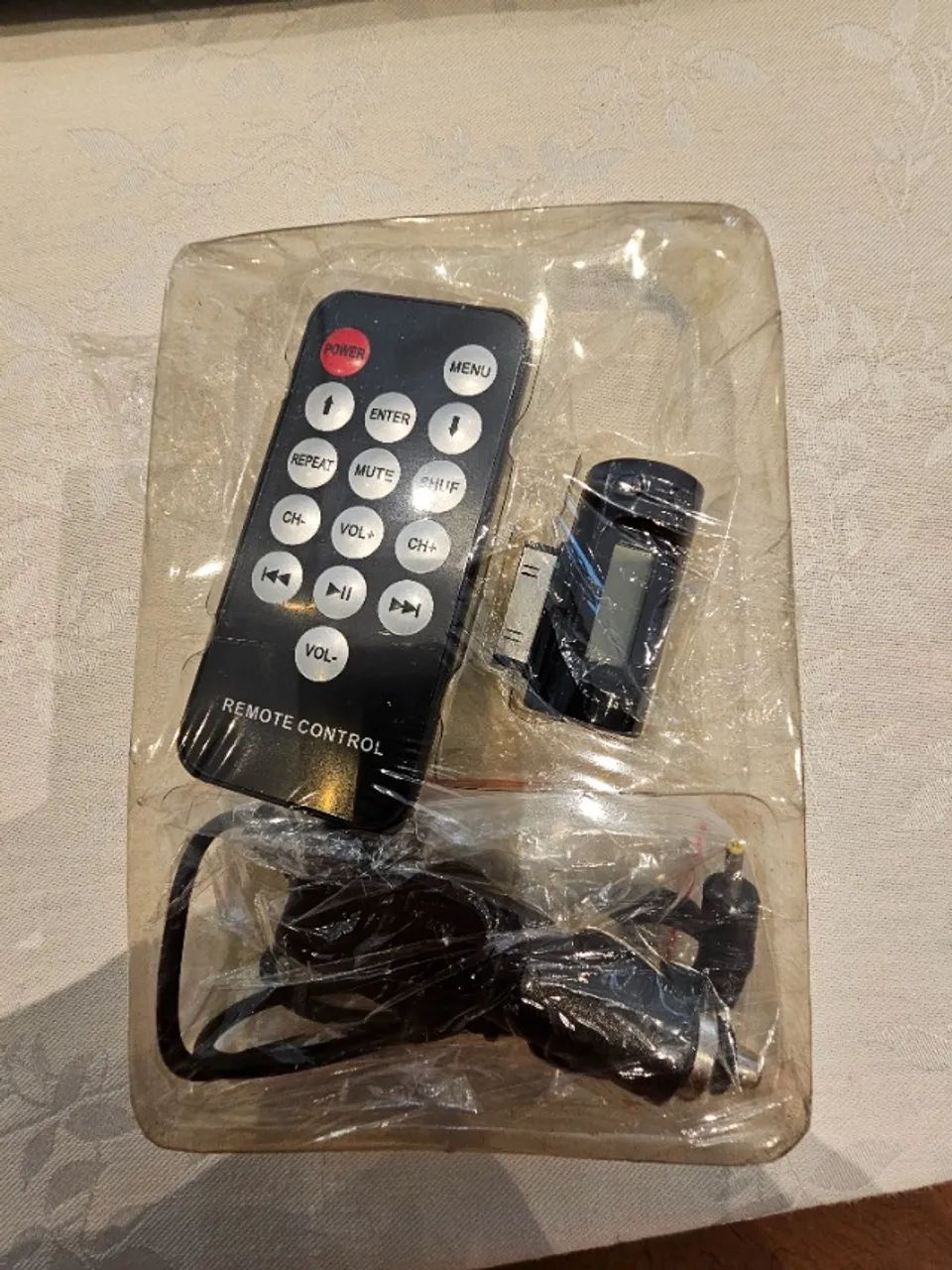 Transmissor FM Veicular com Controle Remoto