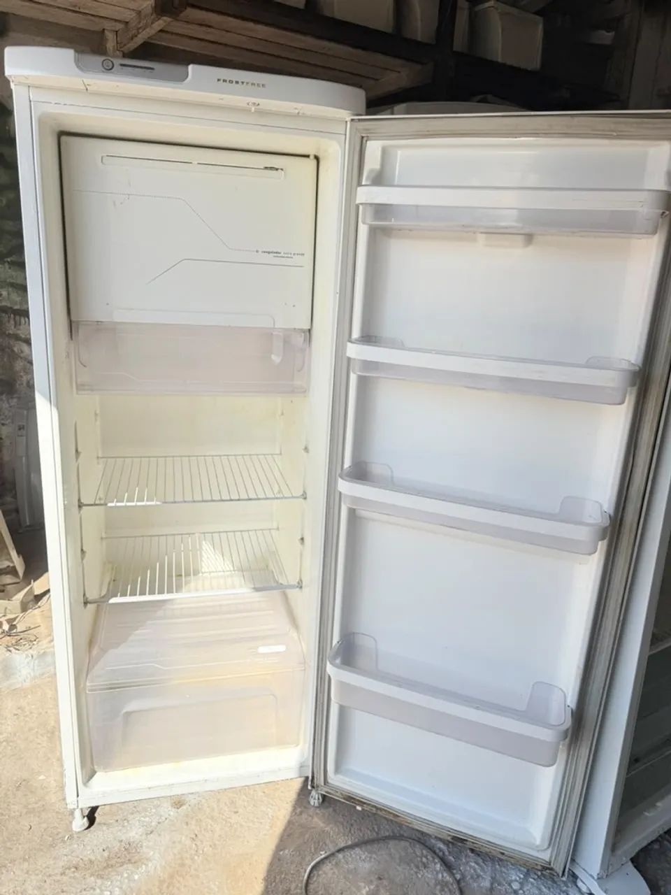 Geladeira Eletrolux  - Foto 4