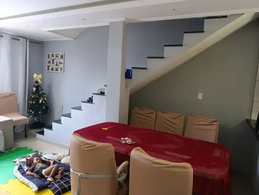 CASA COM 2 QUARTOS EM VALVERDE - Foto 2