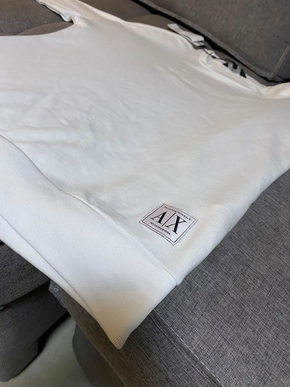 Suéter Armani Tam - M - Foto 2