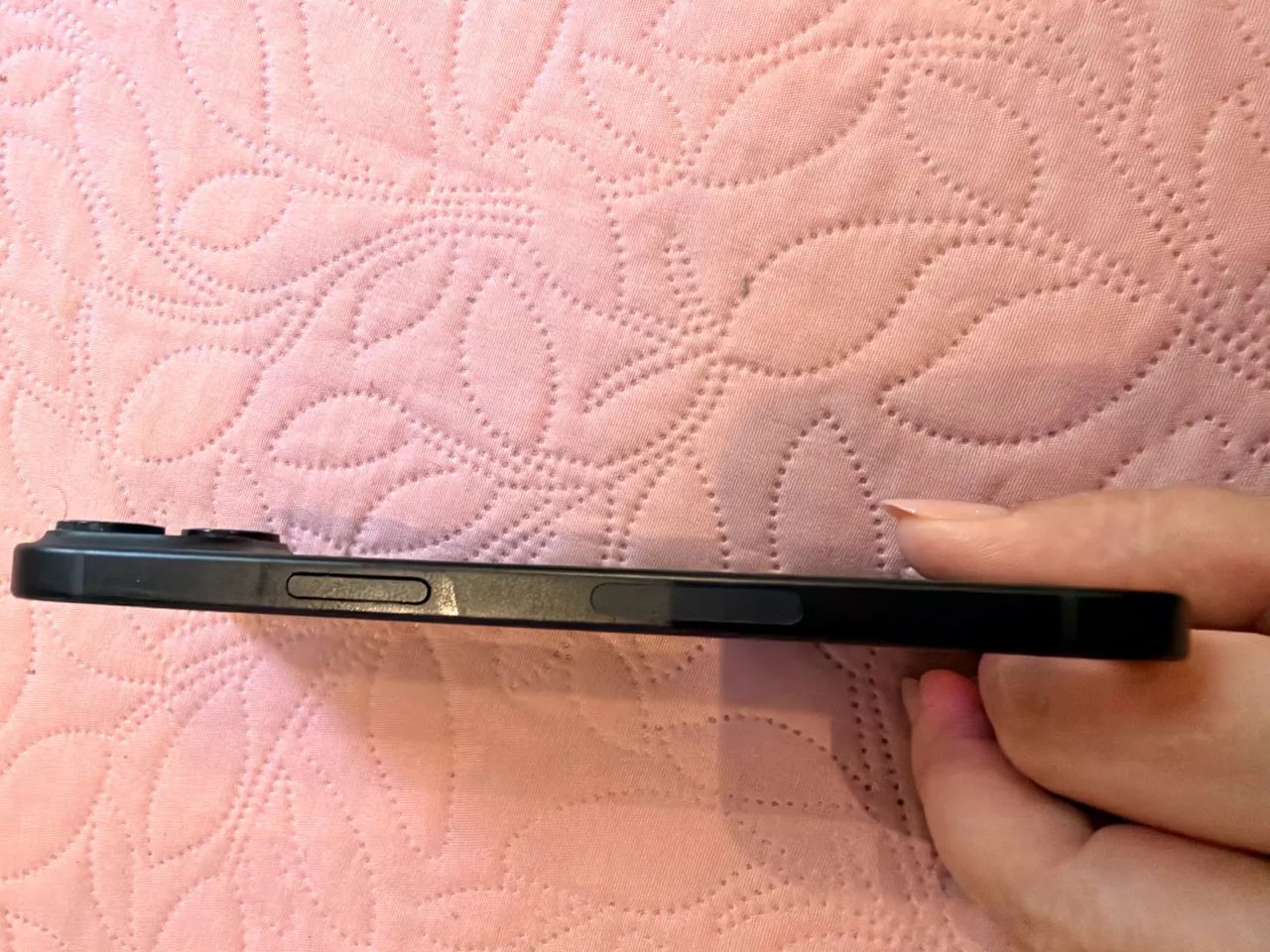 iPhone 15 128gb preto  - Foto 4