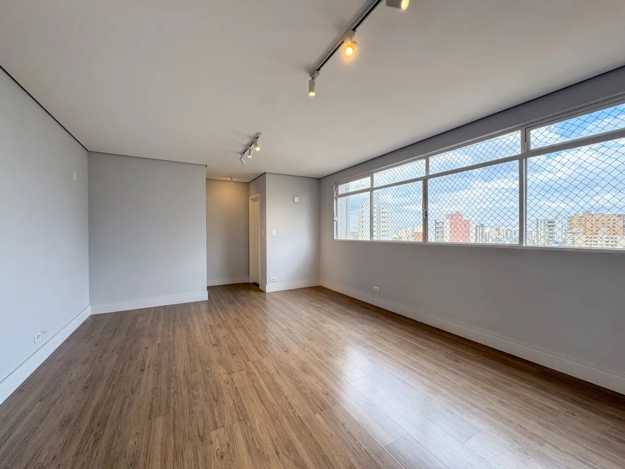 Apartamento para alugar no centro de Londrina Pr com 3 quartos. - Foto 5
