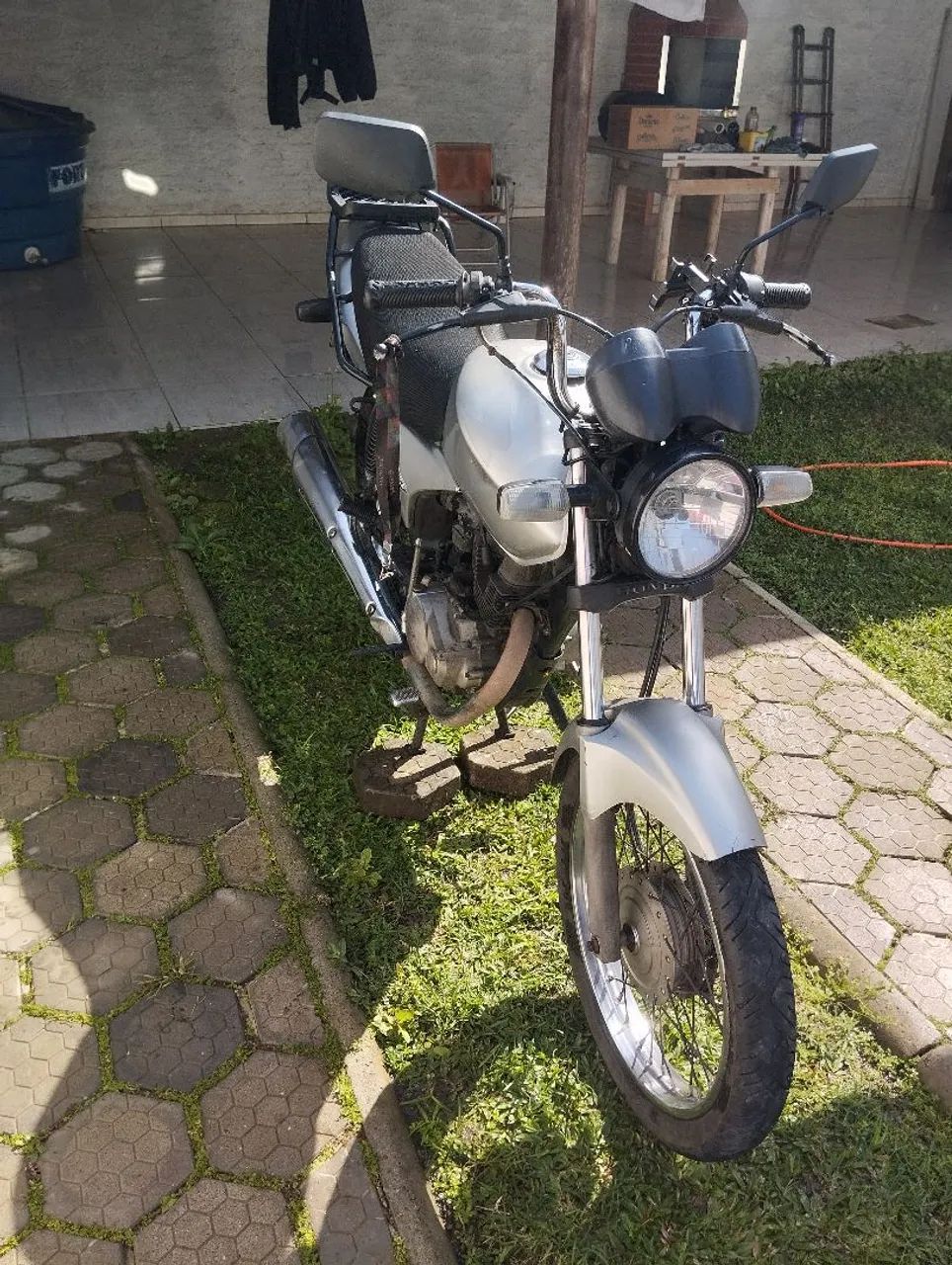 Titan 150