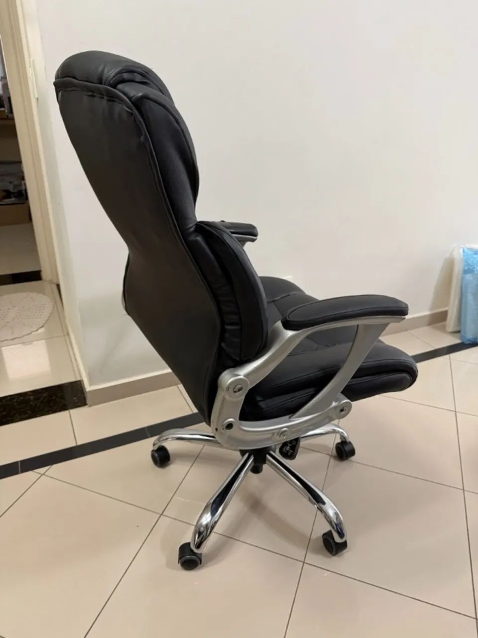 Cadeira de Escritório Presidente - Foto 3