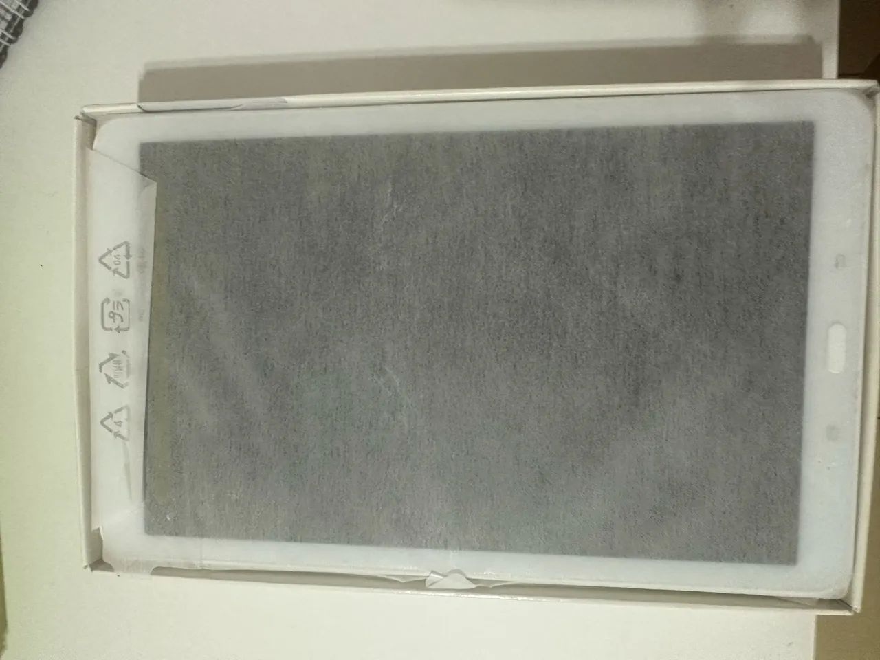 Tablet Galaxy Tab E - Samsung branco (novo) - Foto 3