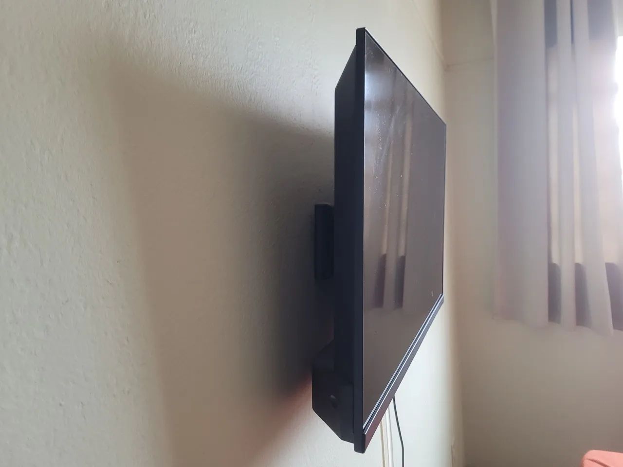 TV Led LG 32 polegadas - 1 ano de uso - Foto 2