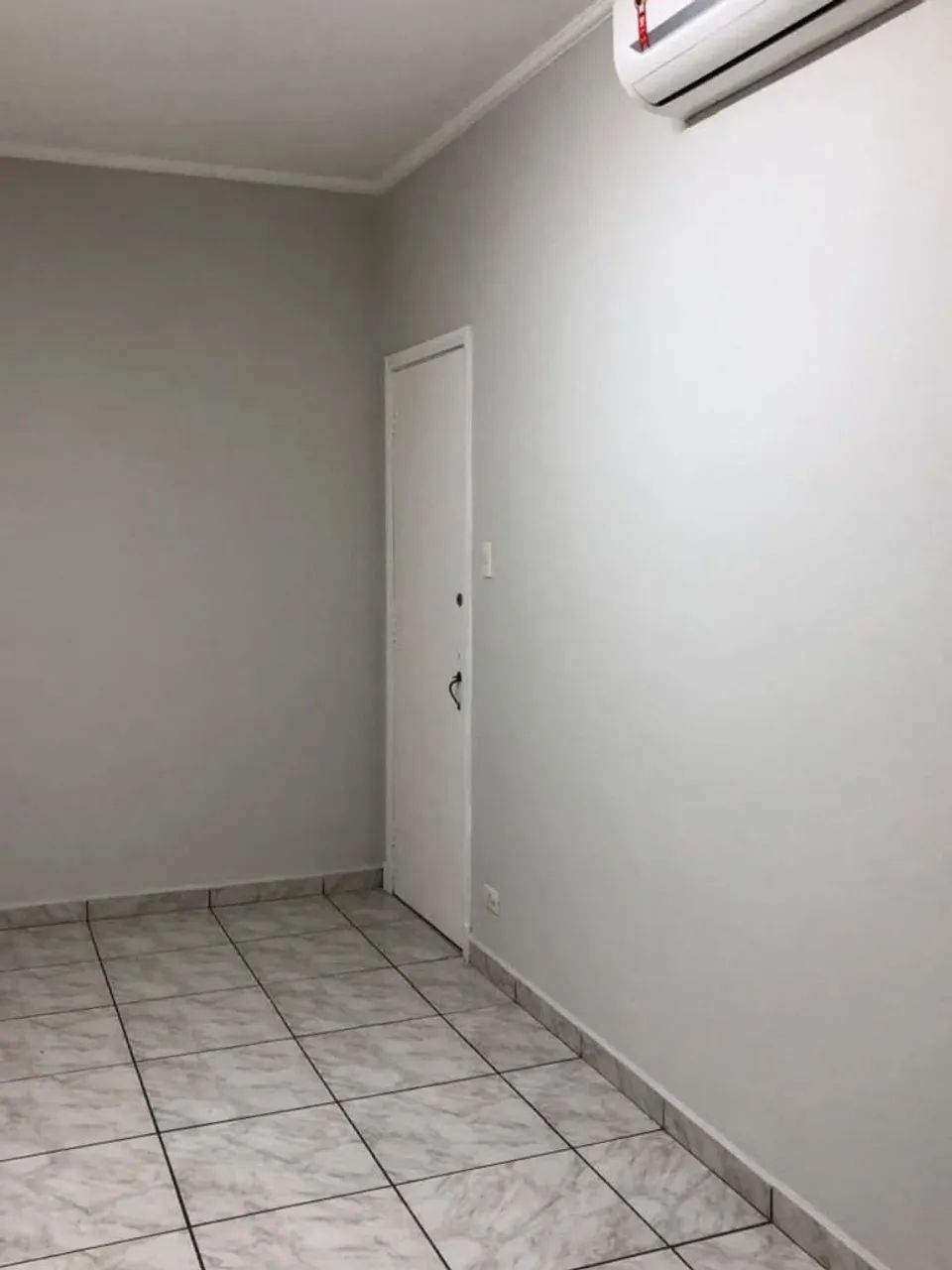 Sobreloja na Rua Vieira de Morais, 919  25 m²