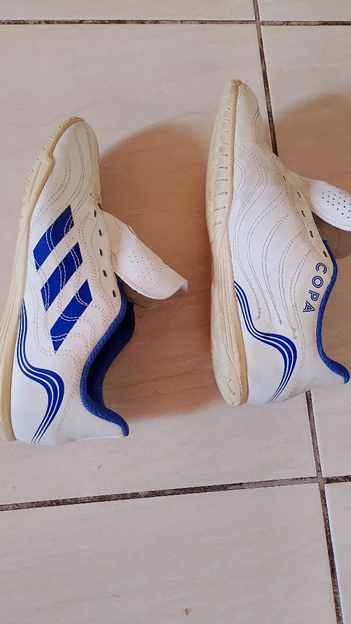 Chuteira tamanho 38 - Calçados Esportivos - Sussuarana, Salvador