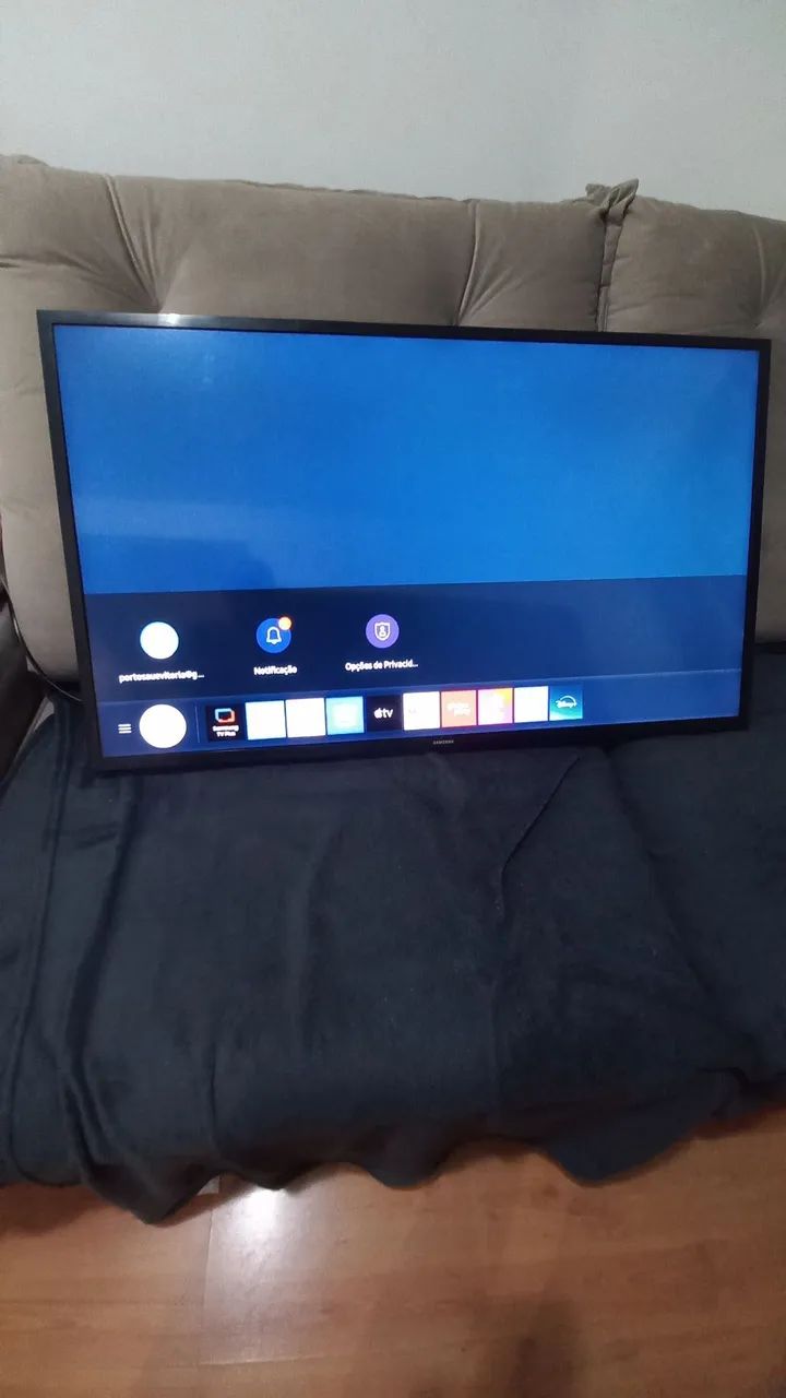 Tv smart 43" seminova 