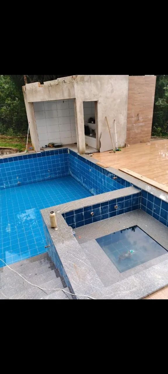 Reforma e construção em  geral .