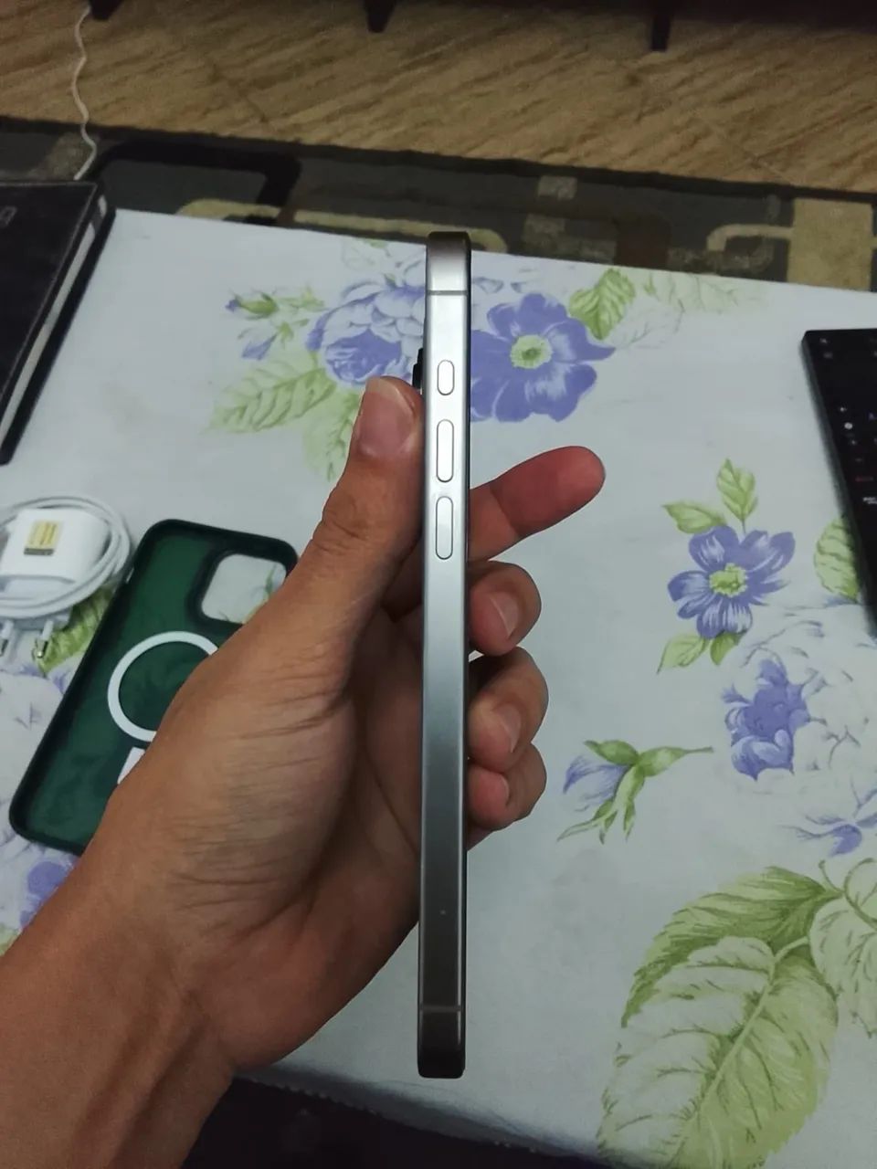 iPhone 15 pro max - Foto 3