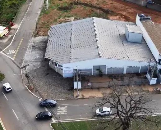 GALPÃO COMERCIAL
