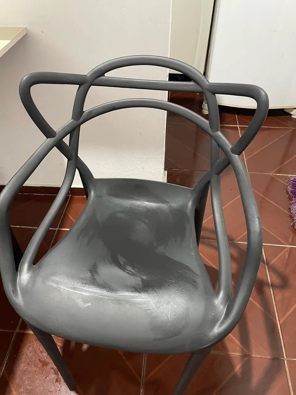 Mesa com 4 cadeiras em ótimo estado  - Foto 2