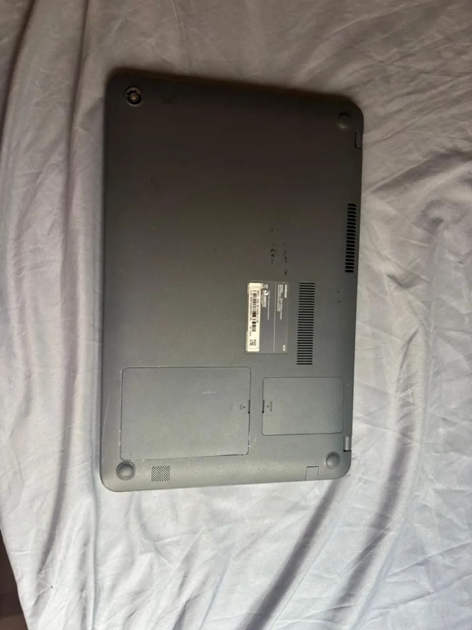 Samsung Essentials E30 - Foto 3