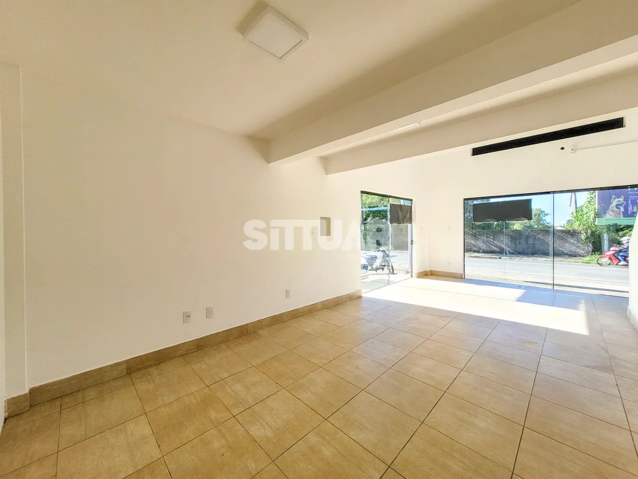 Sala Comercial de esquina à Venda  Revoredo, Tubarão, SC - Foto 5