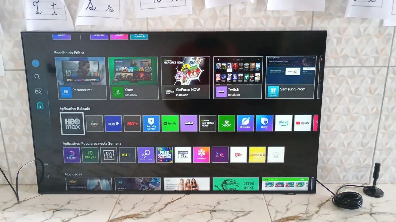 Tv fininha Samsung 50 polegadas smart 4k Alexa comando de voz Bluetooth Xbox jogos  - Foto 2