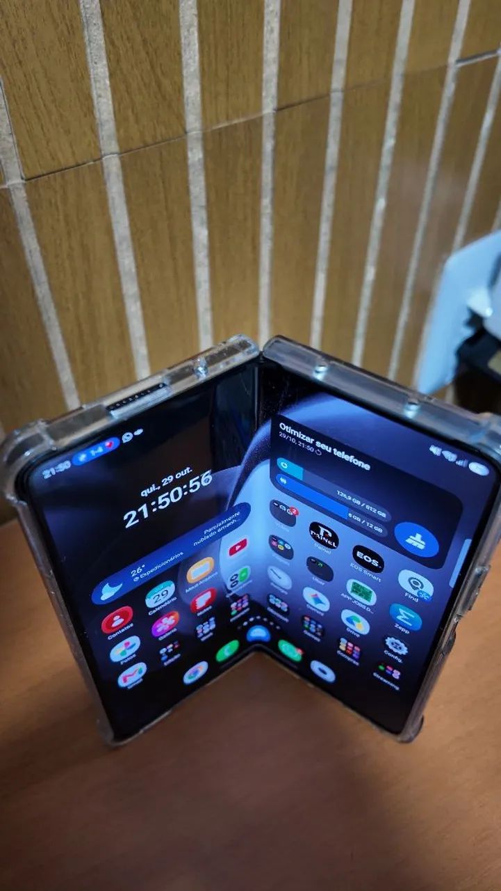 Galaxy Zfold 5 novo