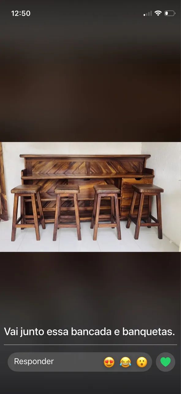 Armário de Madeira e Balcão com 4 banquetas  - Foto 4