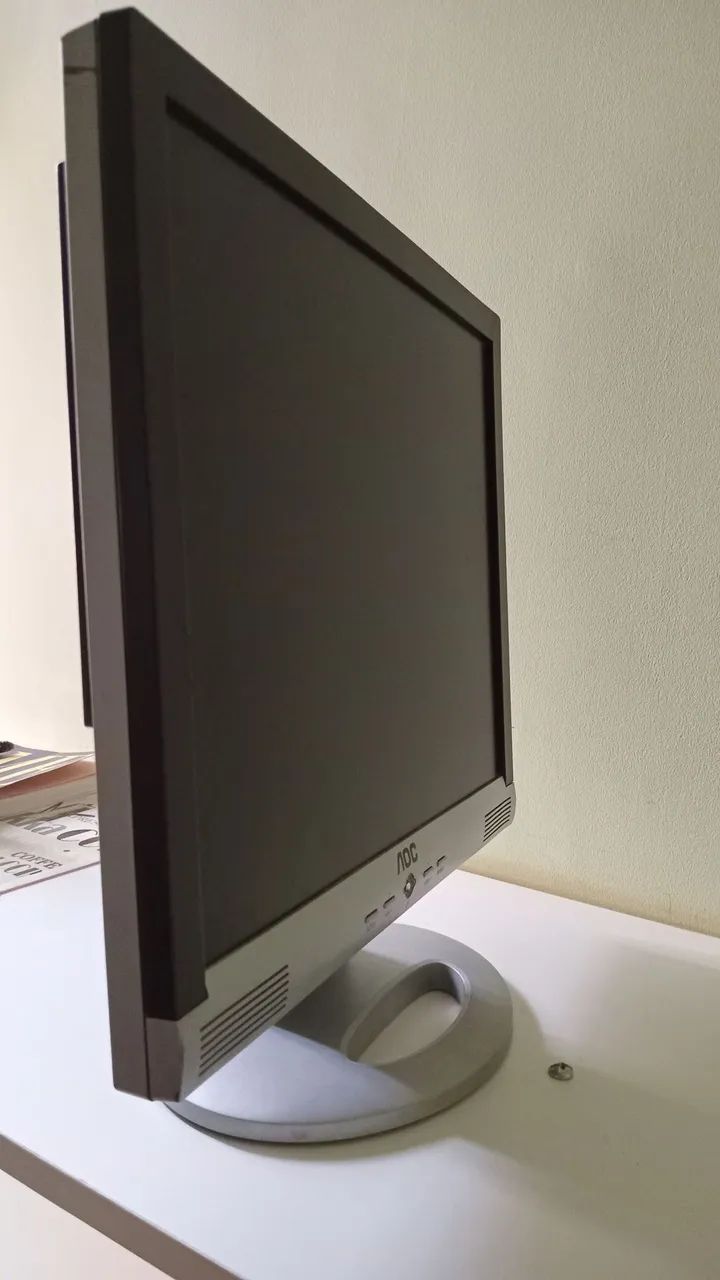 Monitor AOC Eyes Value 17 Pol. + Cabos de Dados - Foto 2