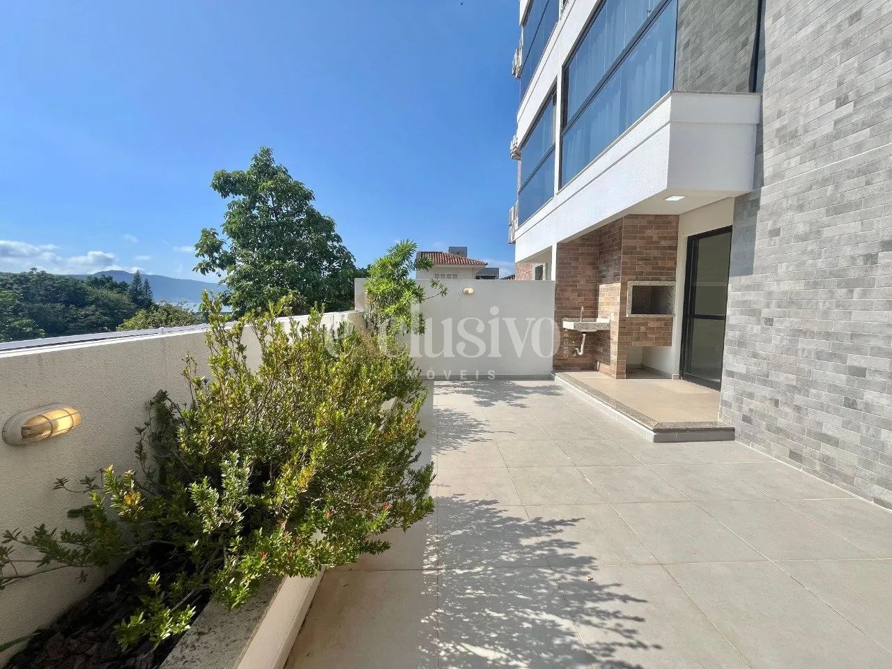 Apartamento Garden 2 Dormitórios em Coqueiros - Foto 2