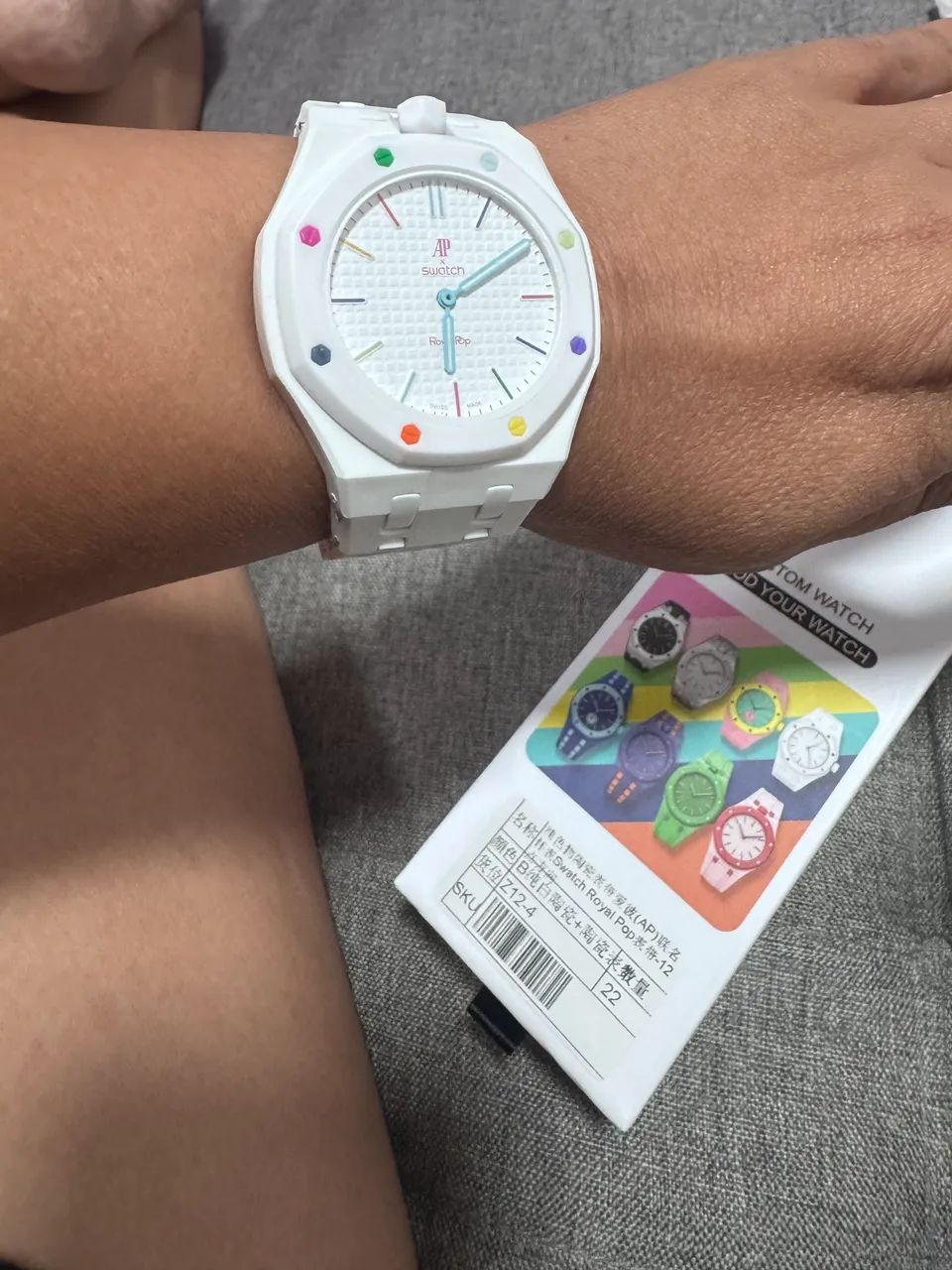 relógio ap x swatch royal pop branco - Foto 2