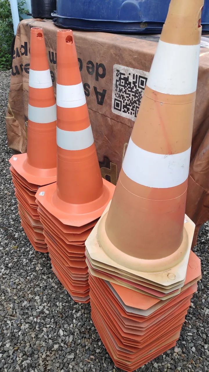 Cones de sinalização - Foto 5