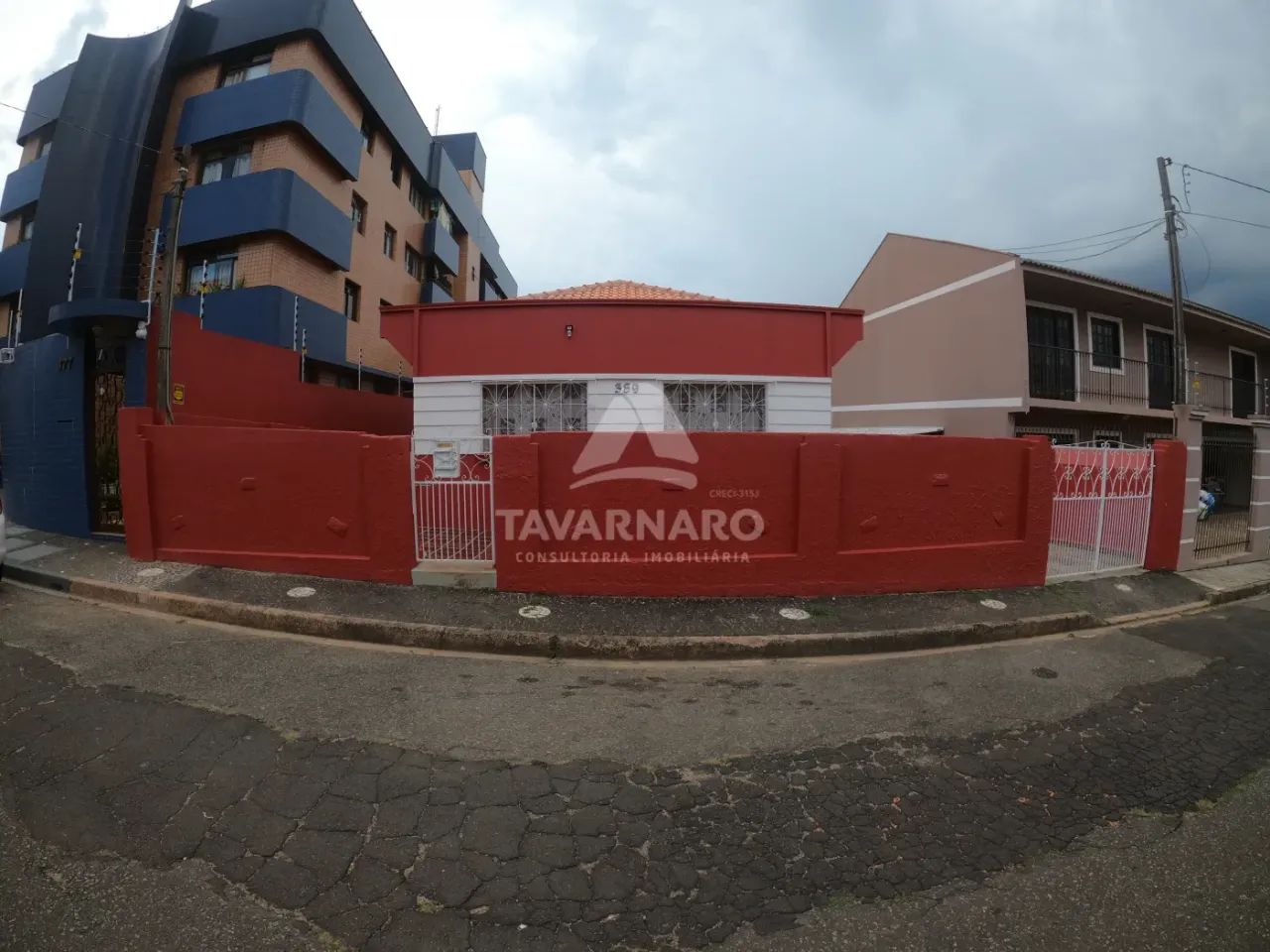 Comercial Casa em Ponta Grossa