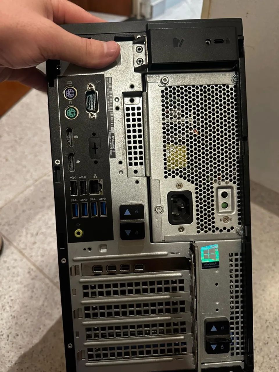 Workstation Dell Precision 3630 Xeon - Foto 3
