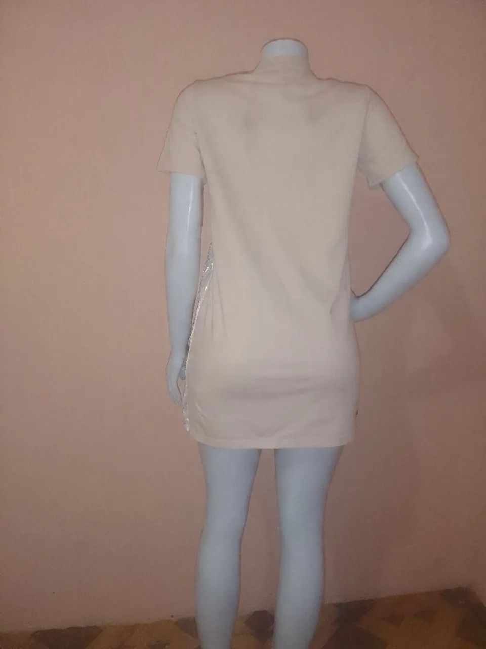 Vestido com lantejoula - Foto 4