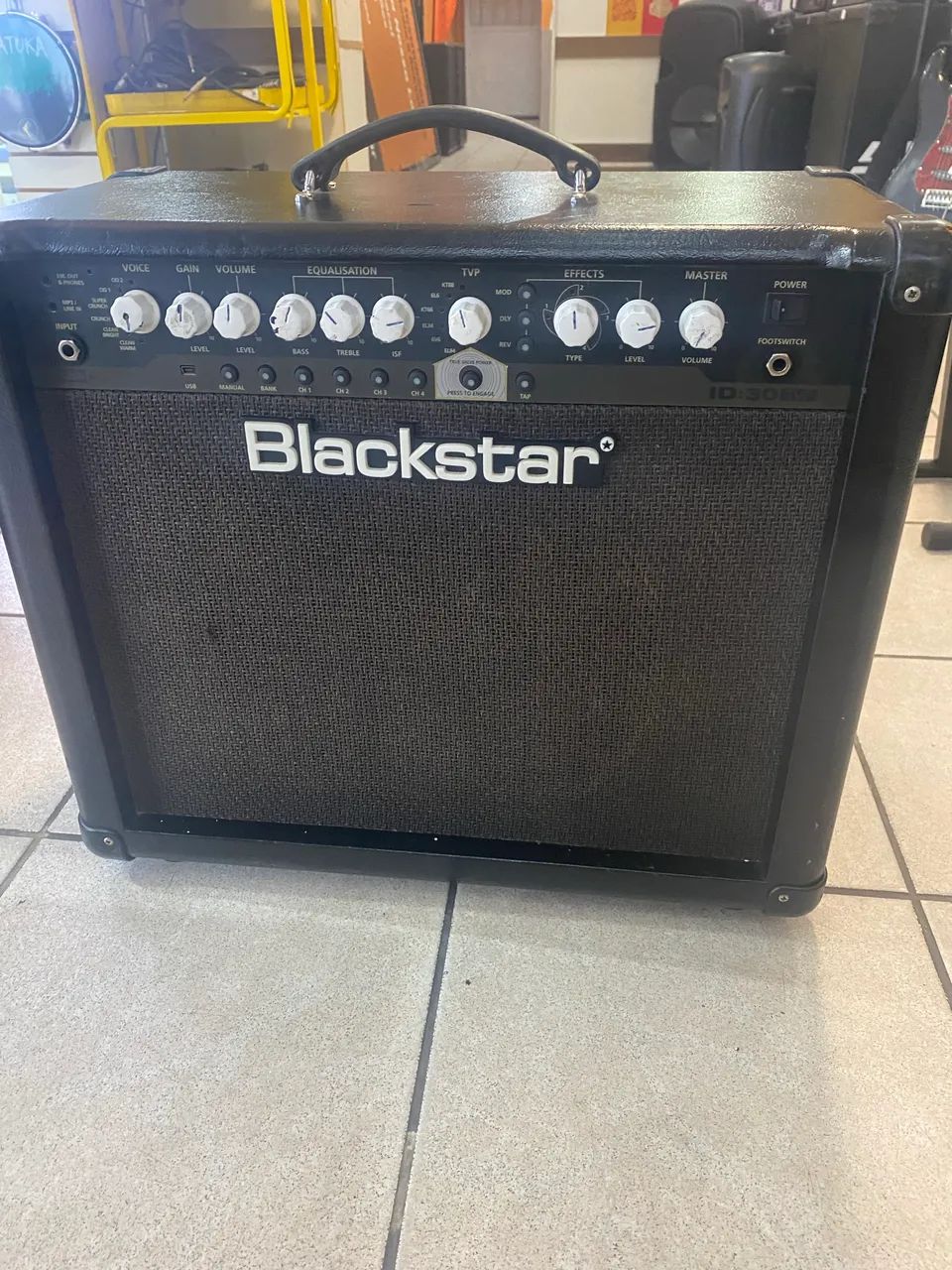 Amplificador combo Blackstar ID 30 - Instrumentos musicais - Vila