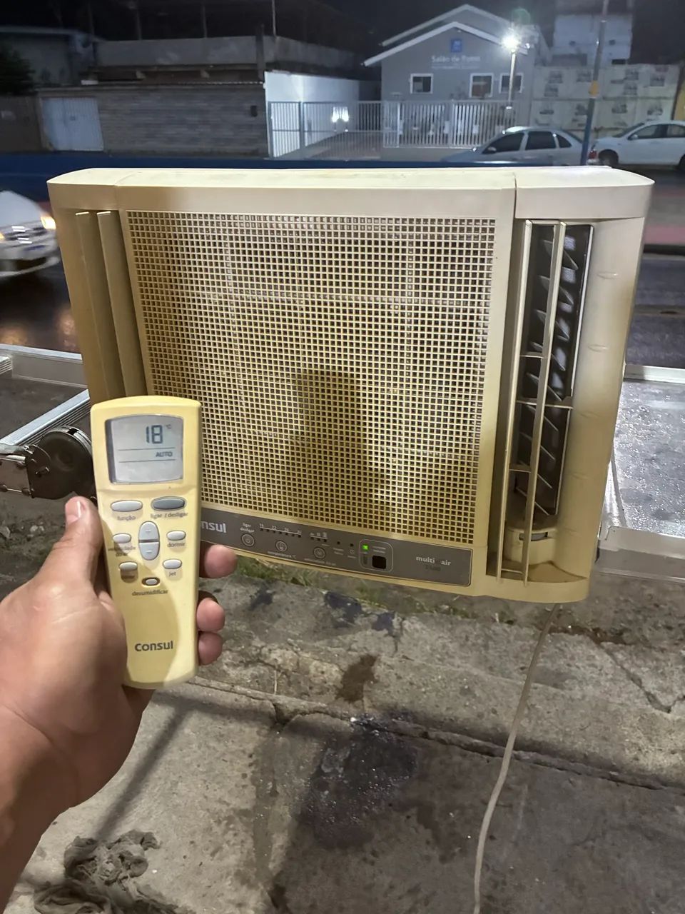 Vendo ar condicionado, 7.500 btus , funcionando perfeitamente  - Foto 3