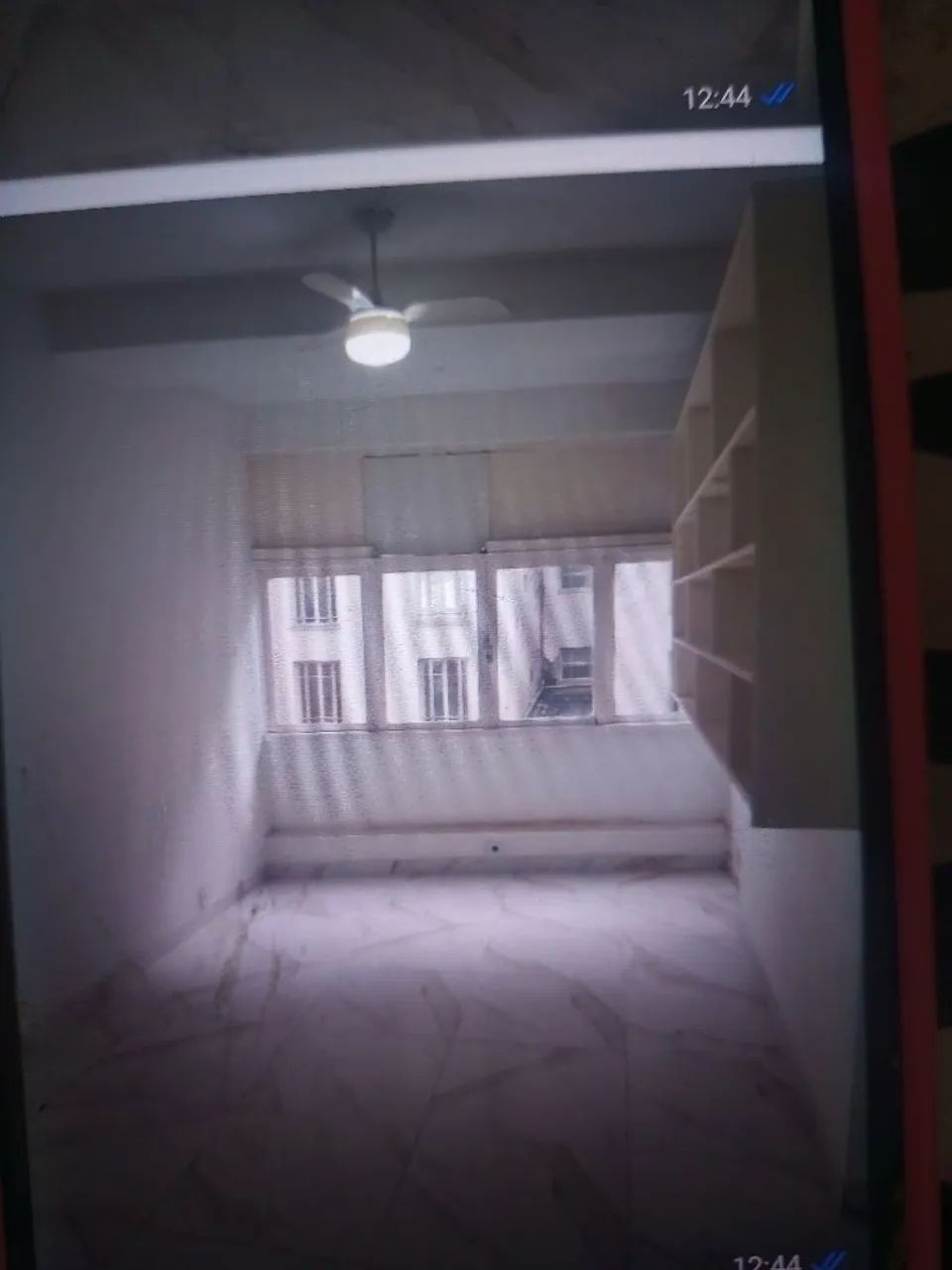 Alugo ou vendo linda sala comercial localizada no centro do Rio 