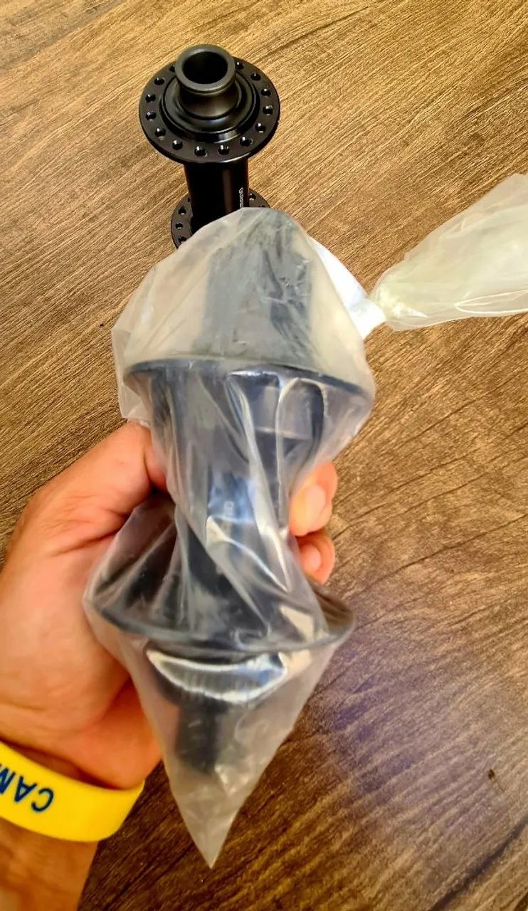Par de cubos shimano MS 32 furos - Foto 3