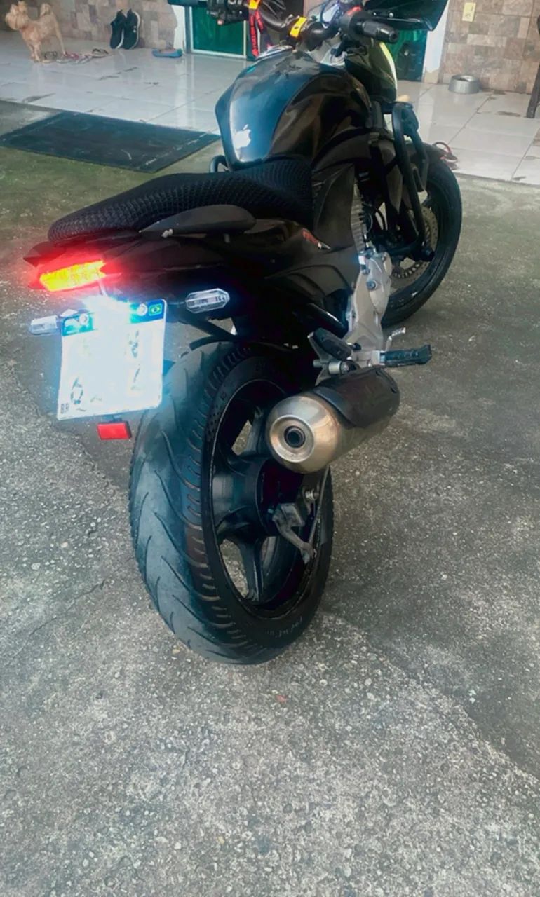 CB 300R  - Foto 4
