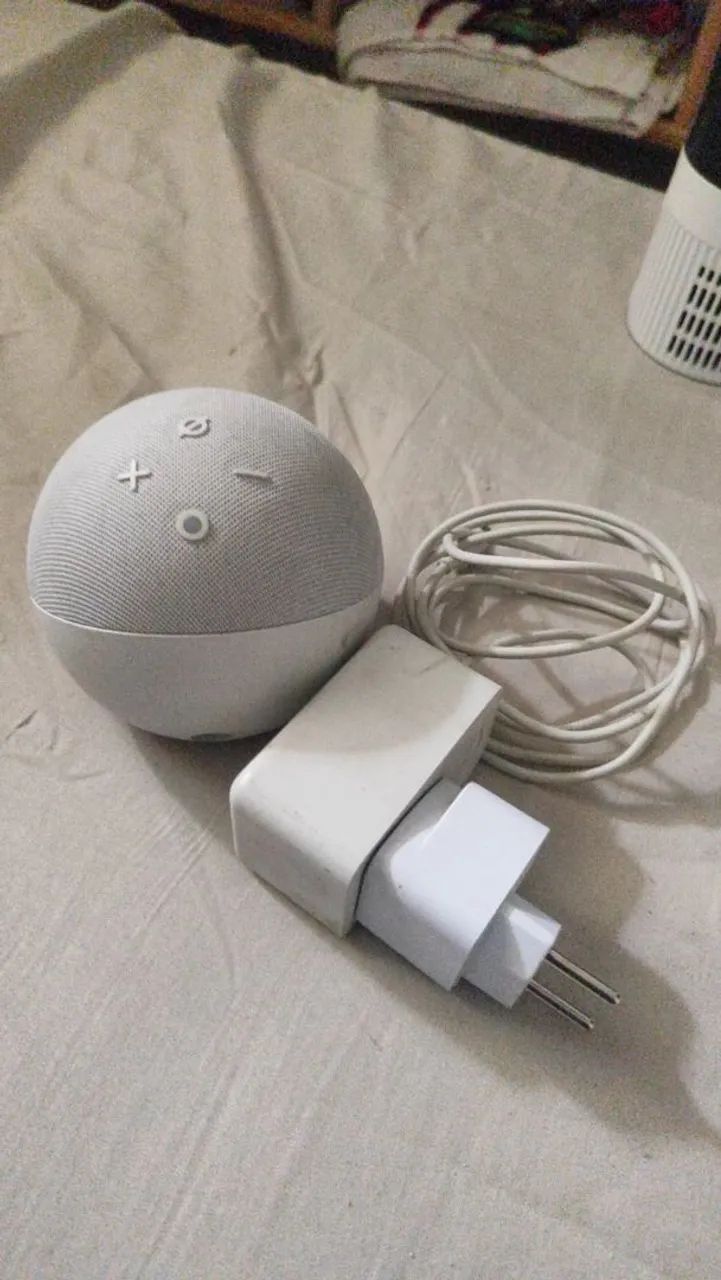 Echo Dot 4 e Projetor portátil  - Foto 2