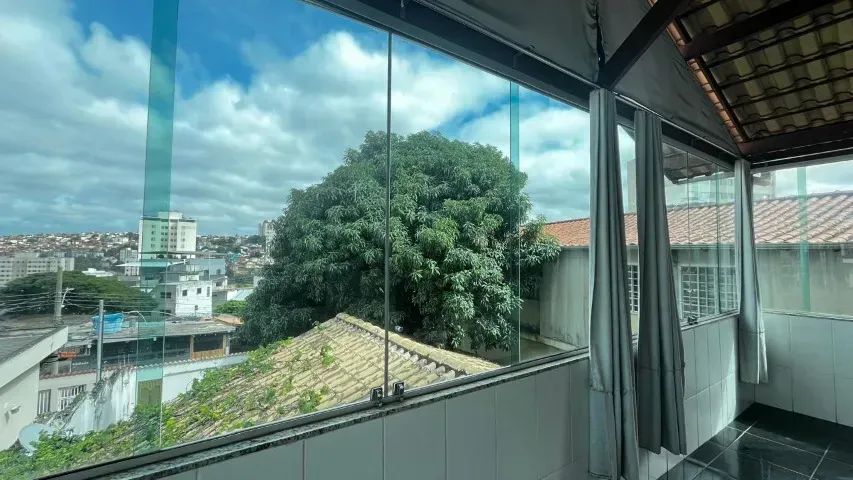 CASA com entrada independente