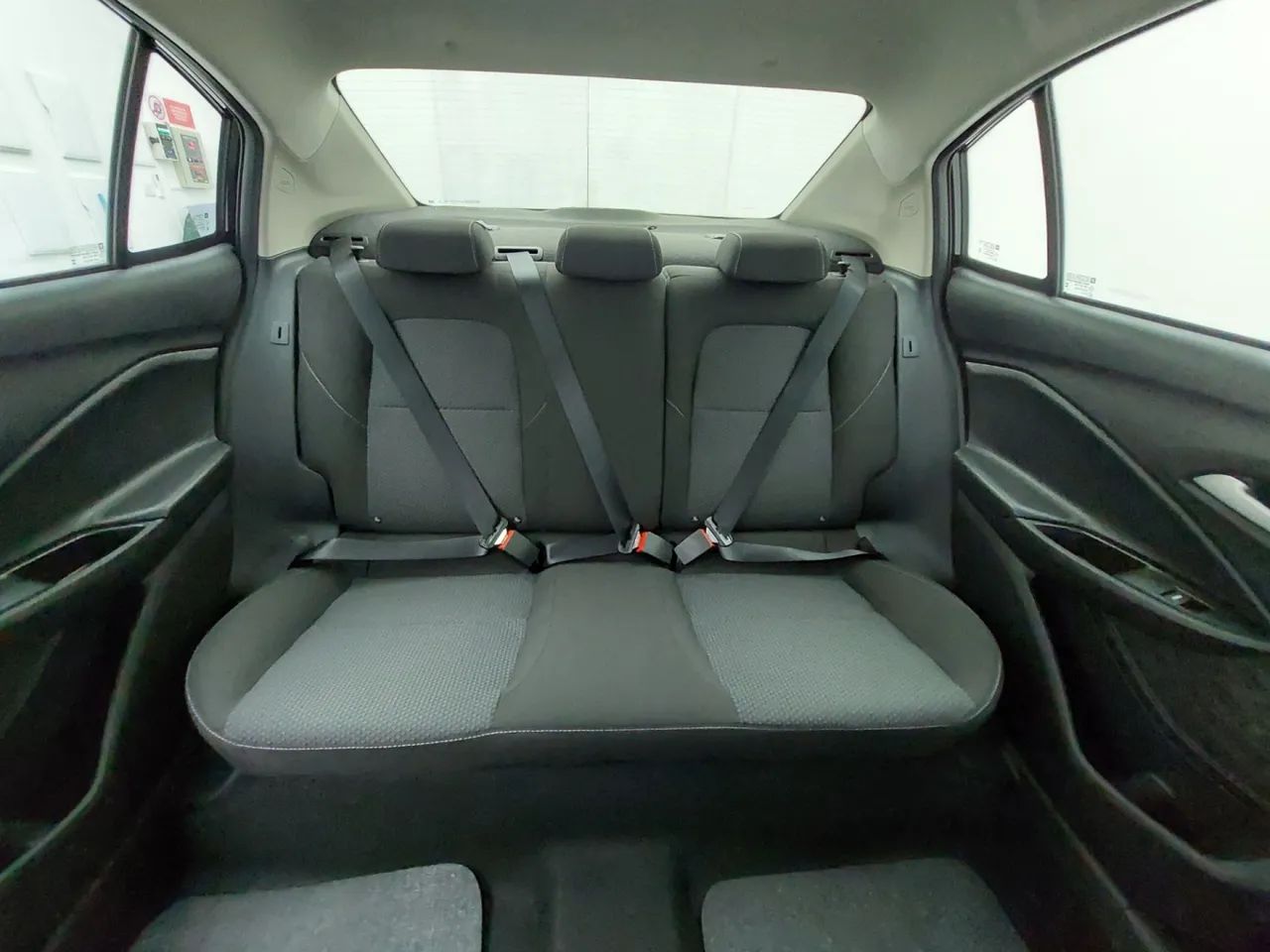 Chevrolet Onix Plus LT 1.0 12V Flex Mec. 4P, foto 18 de 18