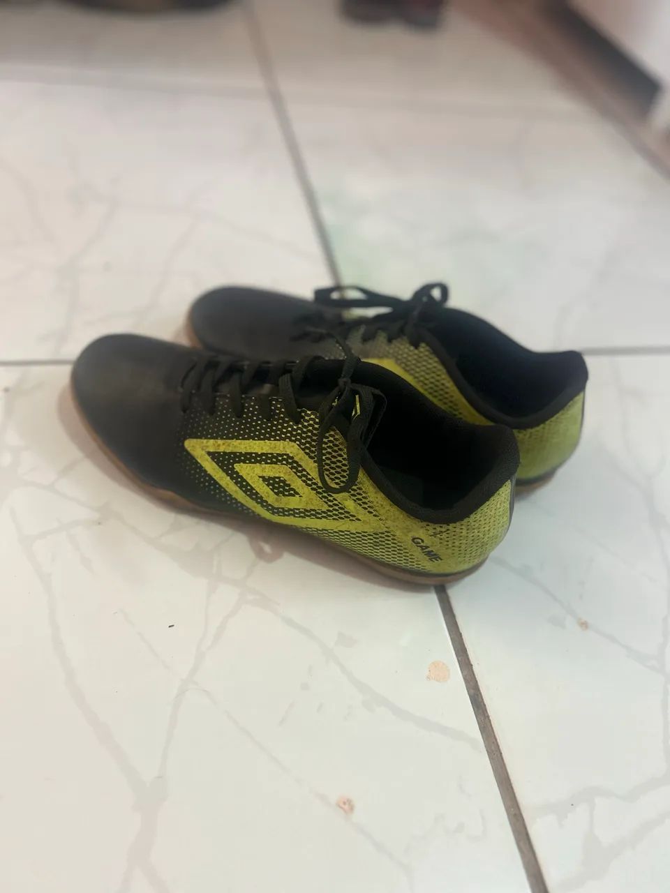 CHUTEIRA FUTSAL UMBRO 41 - Foto 2