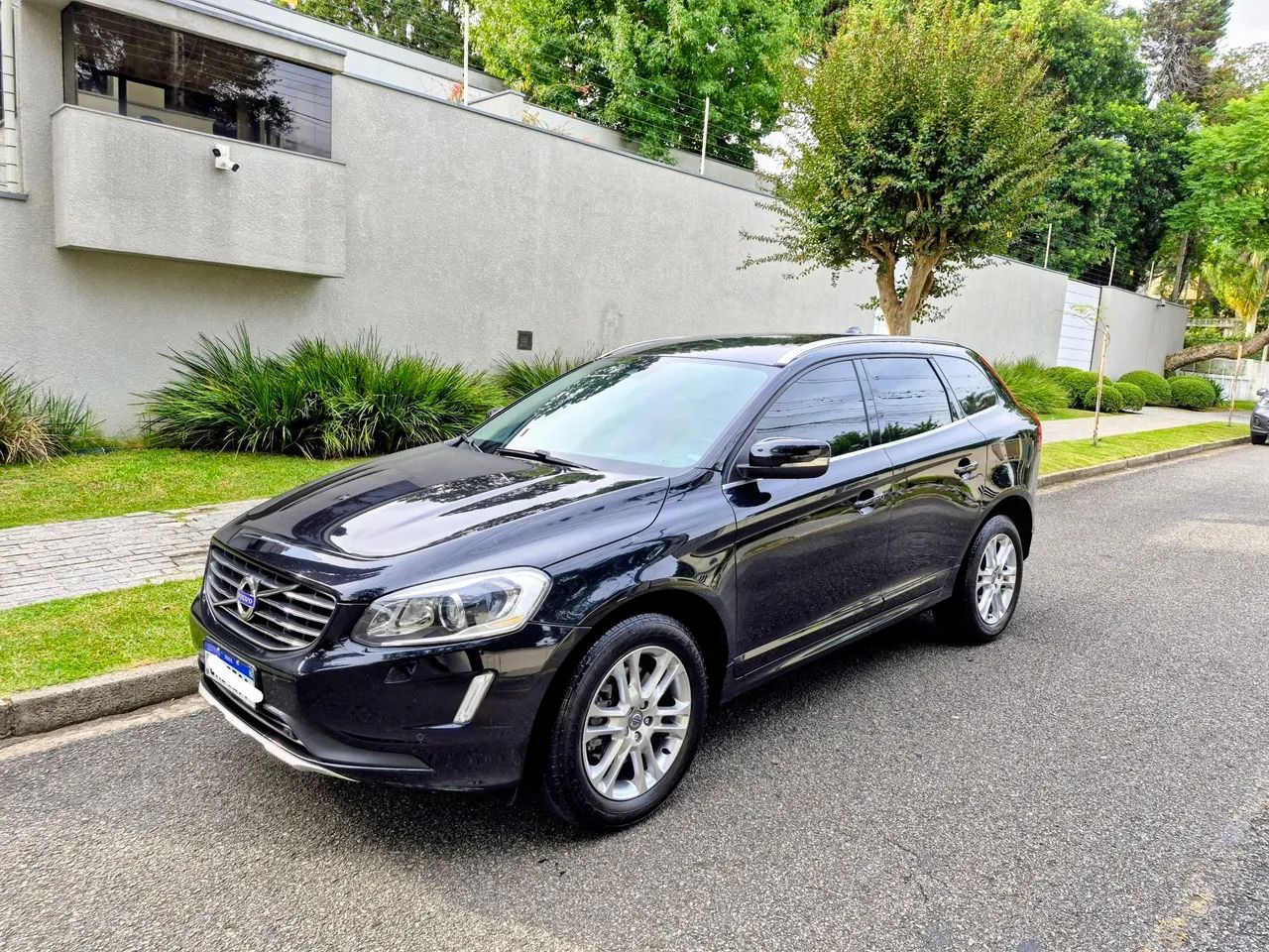 Volvo Xc60 2.0 T5 DYNAMIC FWD TURBO GASOLINA 4P AUTOMÁTICO 2014