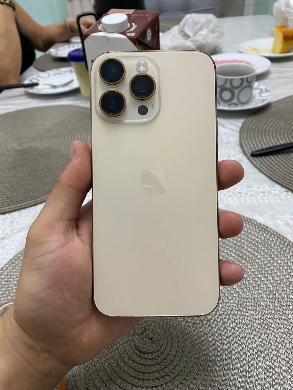 Iphone 16 pro max  - Foto 3