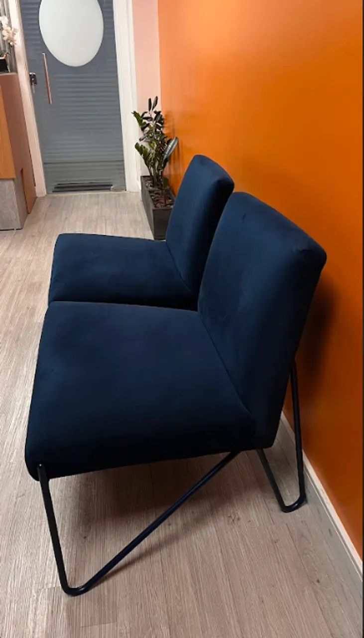 PAR DE POLTRONAS LEANING AZUL - TOK&STOK - Foto 2