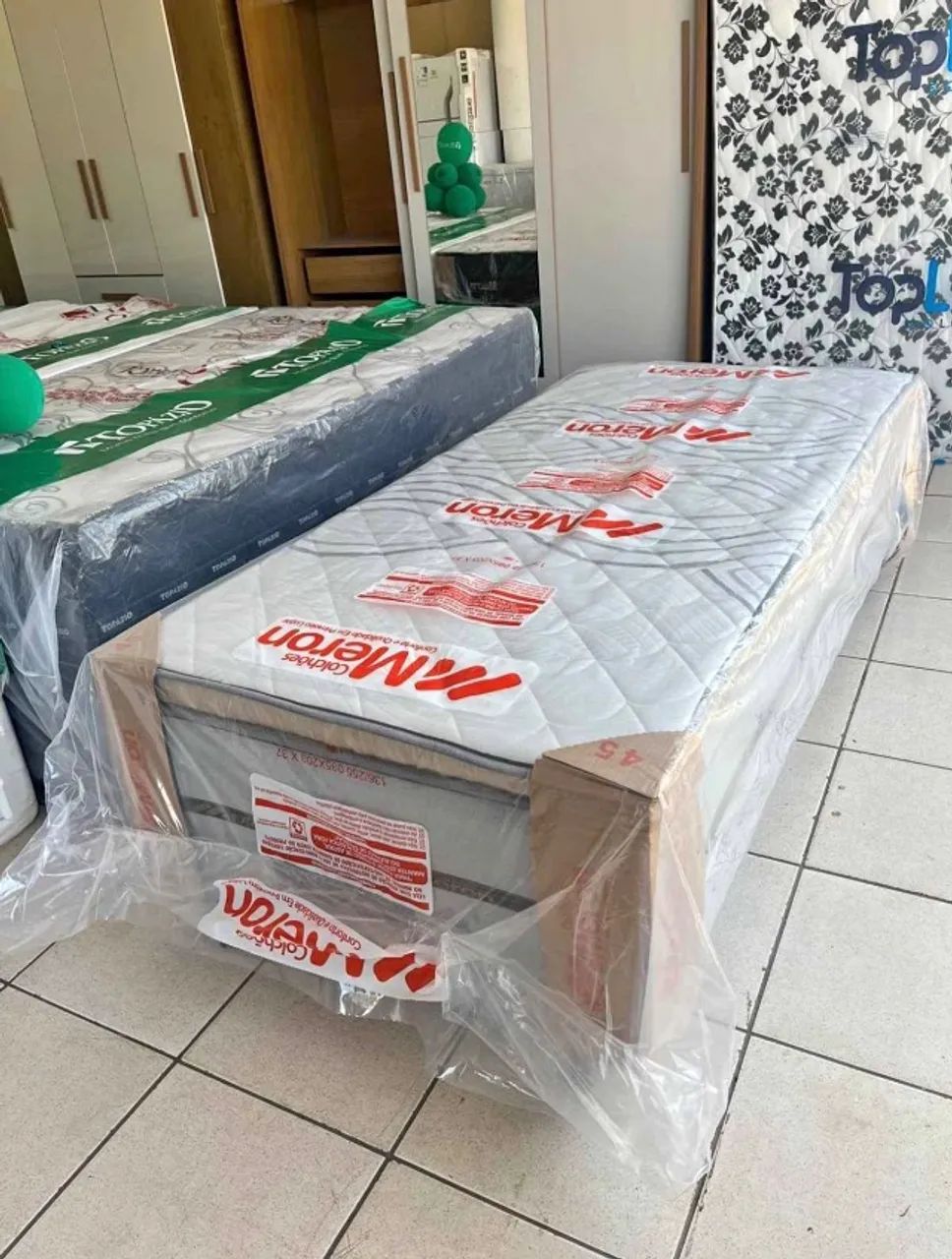 Box casal solteiro novo